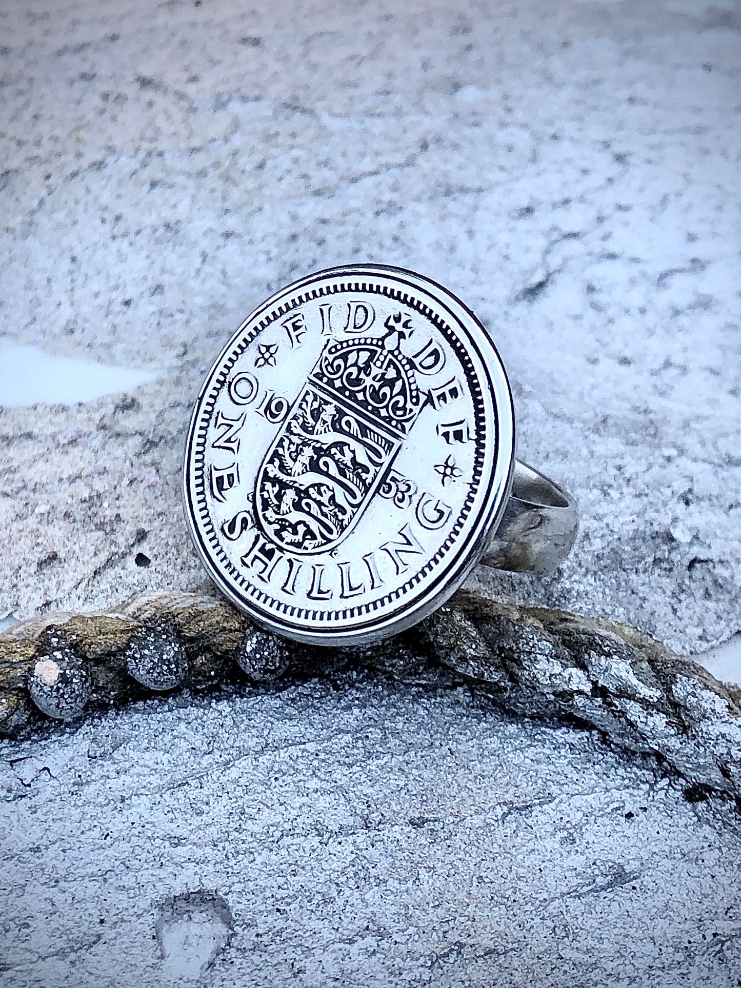 1953 U.K Shilling Ring.