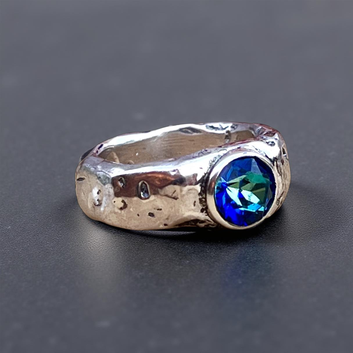 Swarovski Crystal Ring 'Xyrius'