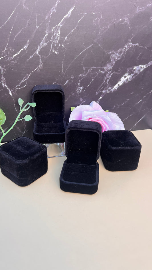 Black Velvet Ring Gift Boxes.